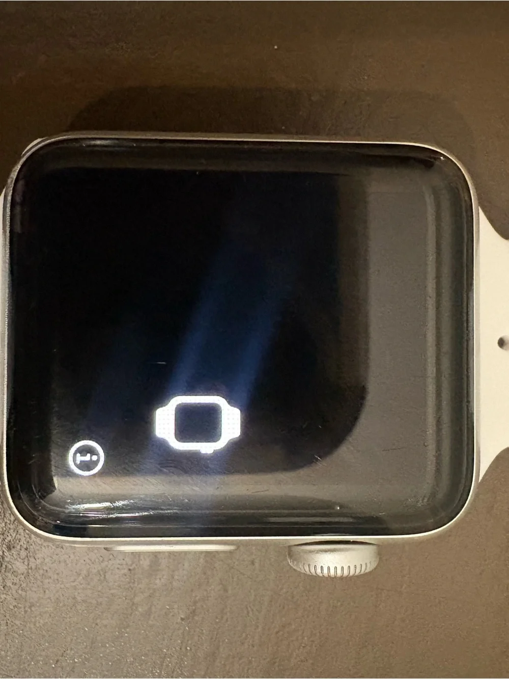 Apple Series 3. 38mm. Smartwatch, Silicone Band and Magnetic Charger.
